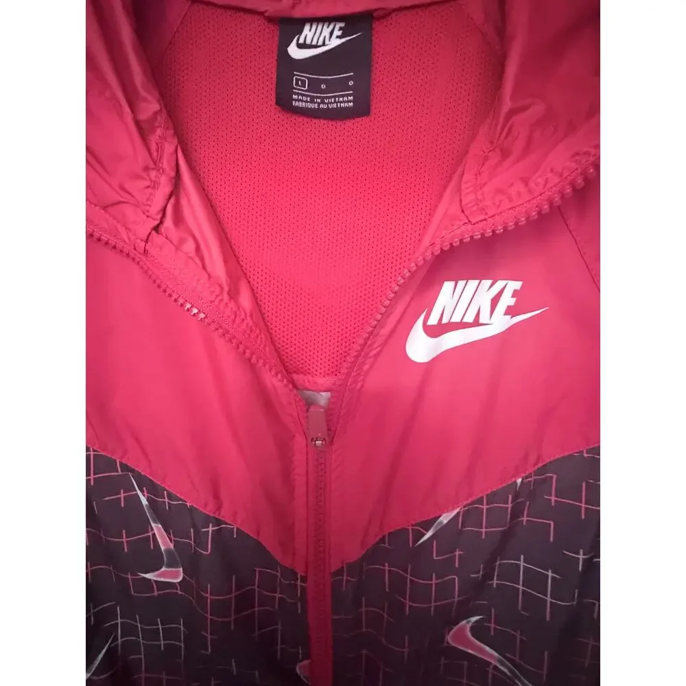 Nike Red Black Swoosh Windbreaker Womens Large